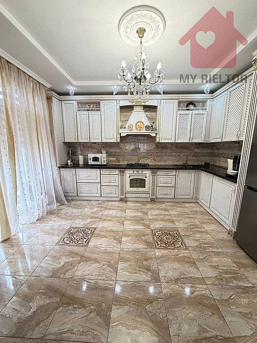 Продаж Квартира 4-кімнатна, 4/5 поверх на Перемоги Ужгород - изображение 3