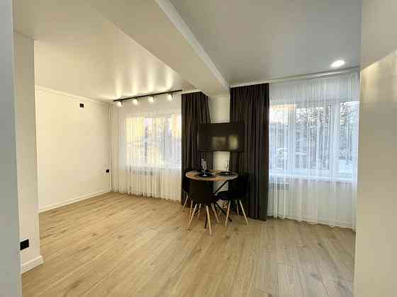 Продаж Квартира 1-кімнатна, 1/5 поверх на Братиславська вул., д. 18Б Киев