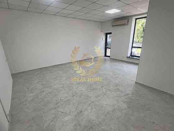 Продаж комерційне приміщення на Шухевича Романа пр-т, 2А приміщень - 1, поверх - 1 Київ