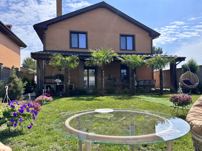 Продам  2-х этажный дом с ремонтом в Фонтанке-1 (Лиманский р-н) Фонтанка - фото 1