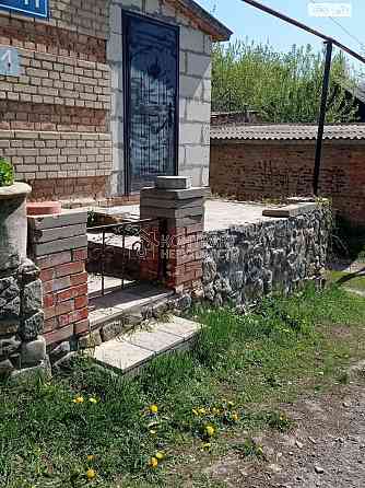 Продаж Квартира 1-кімнатна, 1/2 поверх на вул. Букова Kharkiv