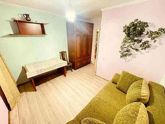 Оренда Квартира 2-кімнатна, 1/9 поверх на Добрий шлях, 7 Kiev