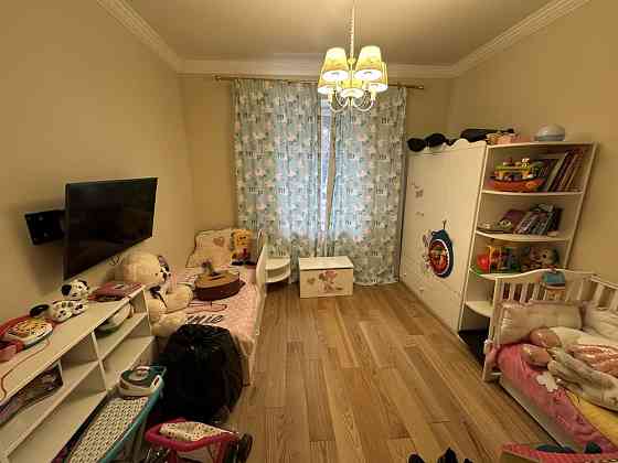 Продаж Квартира 3-кімнатна, 1/5 поверх на Миколи Міхновського вул., д. 14 Kiev