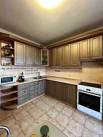 Продаж Квартира 3-кімнатна, 11/15 поверх на Науки вул., д. 62-А Kiev