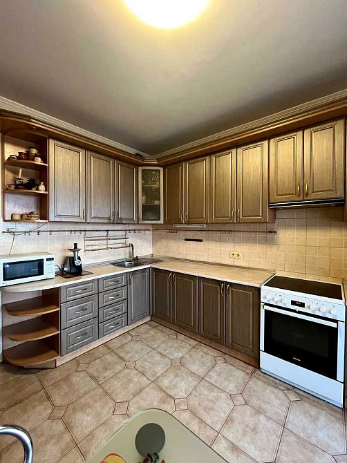 Продаж Квартира 3-кімнатна, 11/15 поверх на Науки вул., д. 62-А Kiev - photo 1