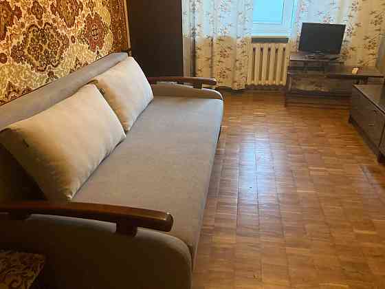 Оренда Квартира 3-кімнатна, 8/16 поверх на Санаторна, 27 Киев