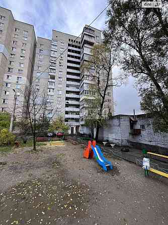 Продаж Квартира 3-кімнатна, 6/14 поверх на вул. Валдайська Kharkiv