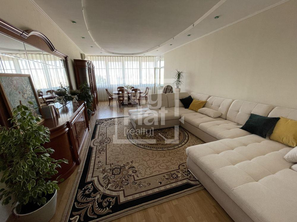 Продаж Квартира 4-кімнатна, 7/21 поверх на вул. Хмельницкого Богдана Kiev - photo 17