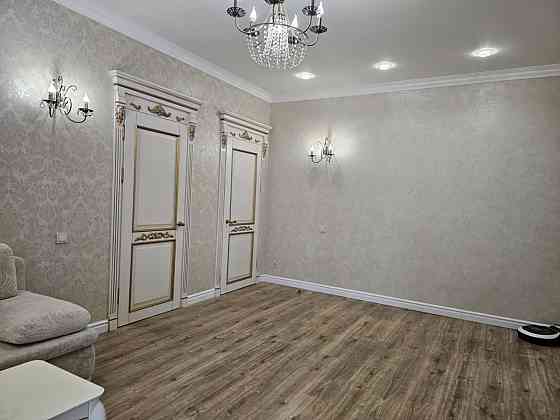 Продаж Квартира 3-кімнатна, 11/11 поверх на Любарского, 4 Dnipro