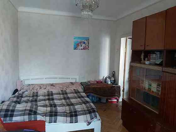 Оренда Квартира 2-кімнатна, 3/5 поверх на Єреванська, 9 Kiev