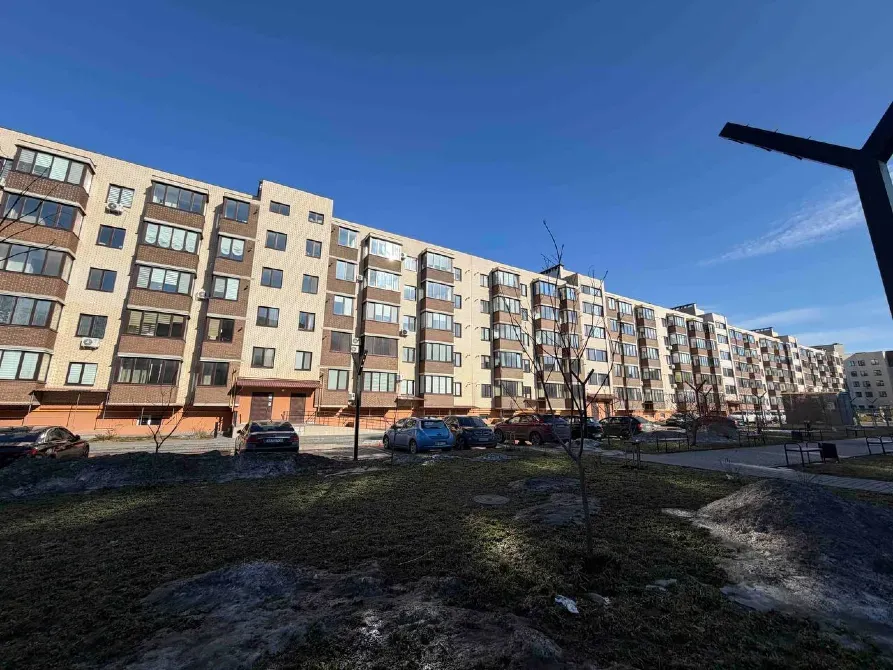 Продажа 2к Квартира 69.2 кв.м вул. Центральна, ЖК 