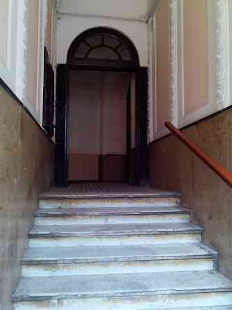 Продаж Квартира 4-кімнатна, 3/5 поверх на вул. Карпінського Олександра Львов