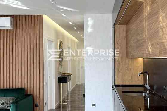 Продаж Квартира 3-кімнатна, 22/25 поверх на вул. Дніпровська набережна Киев