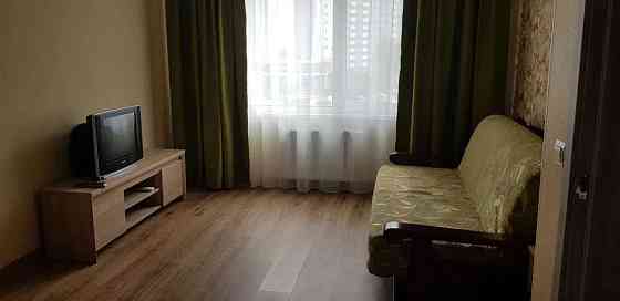 Оренда Квартира 1-кімнатна, 5/27 поверх на ул. Вишняковская Київ