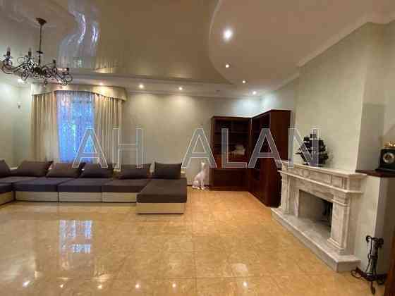 Оренда Будинок 8-кімнатний на Кленова вул., 1 Ворзель