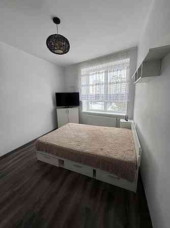 Продаж Квартира 3-кімнатна, 1/9 поверх на Калинова Слобода Krykhivtsi