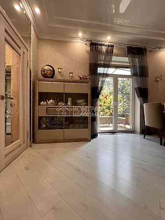 Продаж Будинок 5-кімнатний на вул. Чумаківський Kharkiv