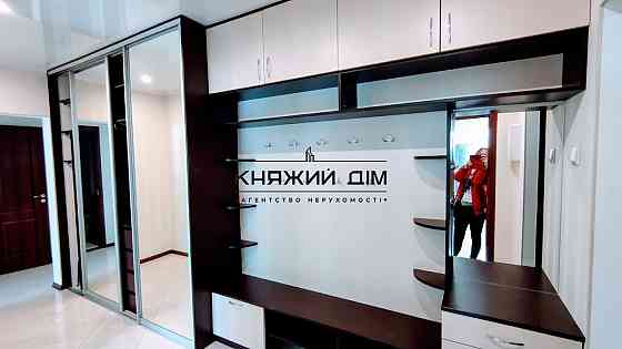 Оренда Квартира 3-кімнатна, 22/25 поверх на Чавдар Елизаветы ул. Kiev