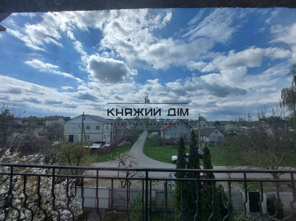 Продаж 3-х поверхового будинку в смт Калинівка. № 2211648 Калинівка (Богуславський район) - фото 7