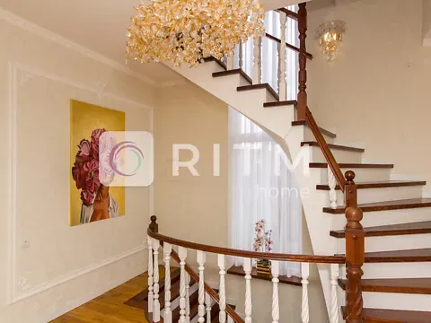 For rent 3-storey   280 sq.m 3 rooms at Прилуцька вулиця 11А Chernivtsi - photo 12