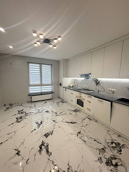 Продаж Квартира 1-кімнатна, 2/5 поверх на вул. Національної Гвардії Ивано-Франковск - изображение 2