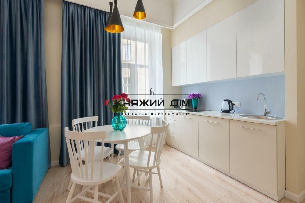 Оренда 3-х к. квартири студіо в центрі Києва Майдан Незалежності. № 11201880 Kiev - photo 11