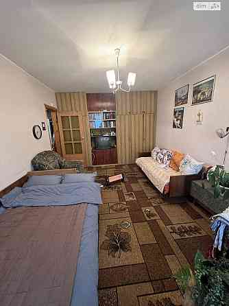 Продаж Квартира 1-кімнатна, 6/16 поверх на Червоної Калини вул., д. 28 Киев