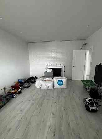 Трехкомнатная квартира с ремонтом . Начало Таирова. Одеса