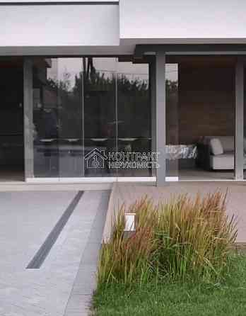 Продаж Будинок 6-кімнатний на вул. Іспанська Харків