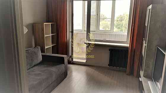 Продаж Квартира 2-кімнатна на Бурмистенко ул., 12 Киев