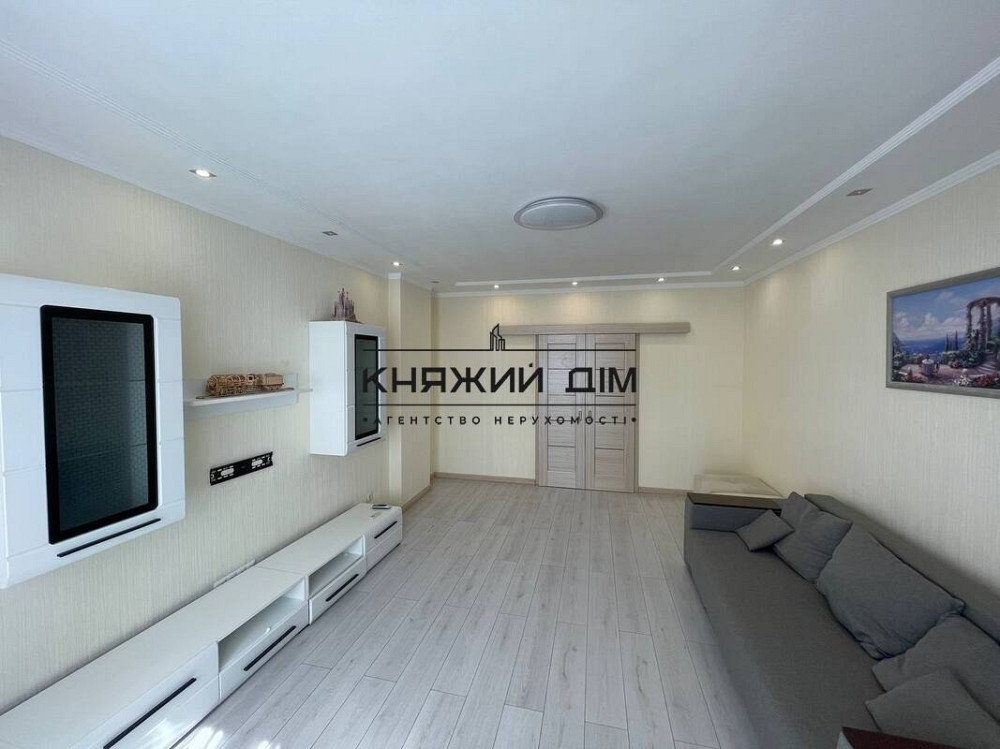 Оренда Квартира 2-кімнатна, 22/25 поверх на Академика Глушкова просп. Киев - изображение 10