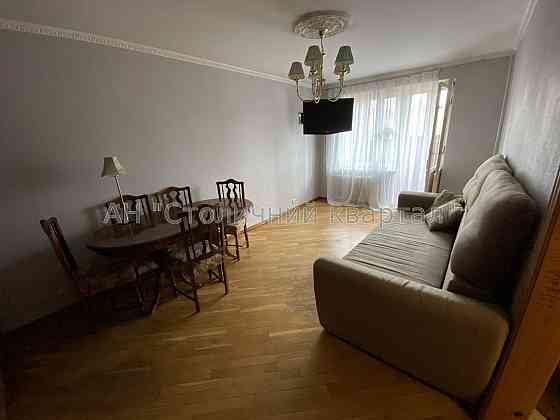 Продаж Будинок 3-кімнатний на Тарасівська вул., 20 Київ