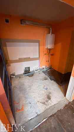 Продаж Квартира 6-кімнатна, 3/3 поверх на Сковороди Черновцы