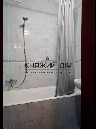 2-кімнатна квартира .М.Дарниця. Код об'єкта: 11136017. Киев