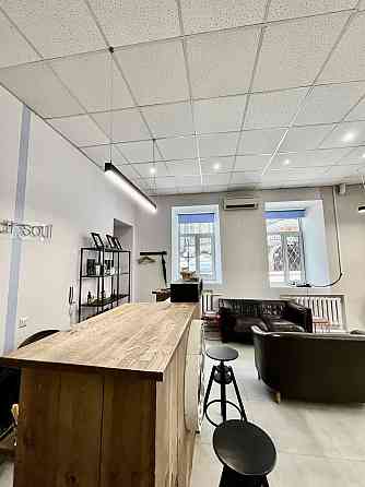 Продаж офісне приміщення на вул. Михайлівська приміщень - 2, поверх - 1/5 Kiev