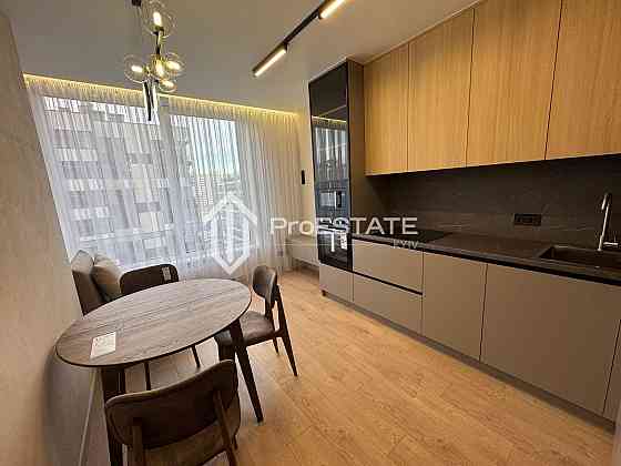 Продаж Квартира 1-кімнатна, 14/25 поверх на вул. Олександра Олеся Киев