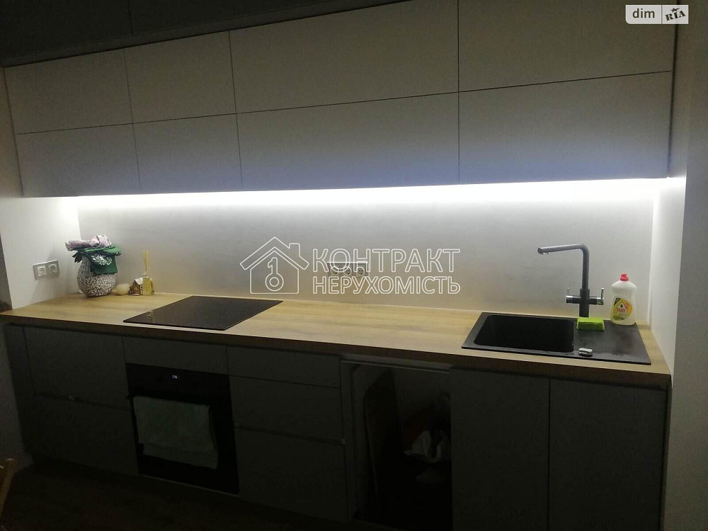 Продаж Квартира 3-кімнатна, 8/9 поверх на вул. Миру Харків - фото 1