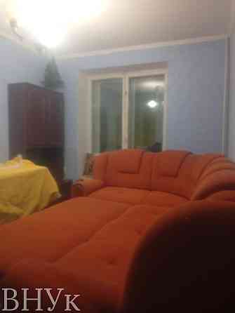 Продаж Квартира 4-кімнатна, 3/5 поверх на Відродження Луцьк