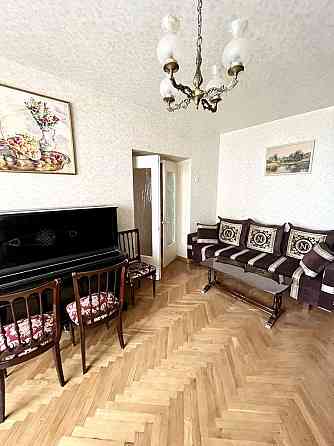 Продаж Квартира 3-кімнатна, 9/14 поверх на Олександра Кониського вул., д. 29-33 Київ