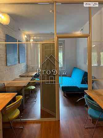 Оренда Будинок 4-кімнатний на Чорновола В'ячеслава вул., 2 Київ