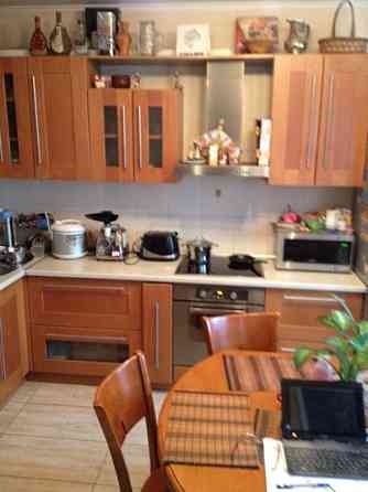 Оренда Квартира 3-кімнатна на ул. Анны Ахматовой, 15 Київ