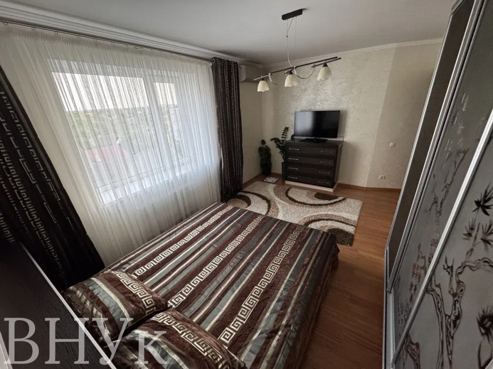 Продаж Квартира 3-кімнатна, 5/6 поверх на Новочерчицька Луцк - изображение 4