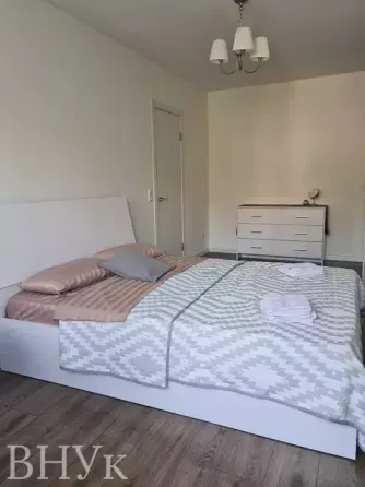 Продаж Квартира 1-кімнатна, 4/5 поверх на Набережна ім.В.Стефаника Івано-Франківськ