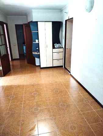 Продаж Квартира 3-кімнатна, 10/14 поверх на Бугаевская улица Odessa