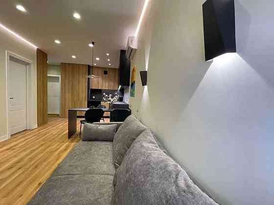 Оренда Квартира 1-кімнатна, 16/26 поверх на ул. Ревуцкого Kiev