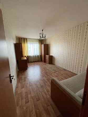 Оренда Квартира 3-кімнатна, 22/25 поверх на ул. Урловская, 20 Київ