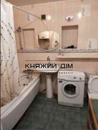 Продажа двокімнатної студії в центрі міста. вул. Терещенківська 7. Код об'єкта: №.21144690 Kiev