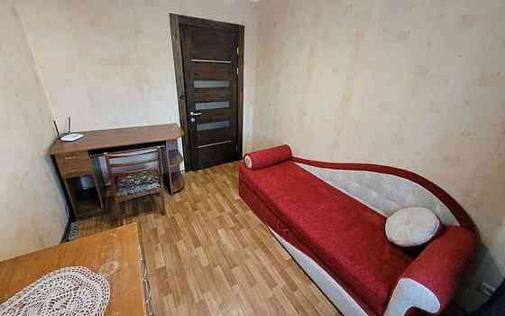 Оренда Квартира 3-кімнатна, 4/9 поверх на Бажана Николая просп., 30 Kiev