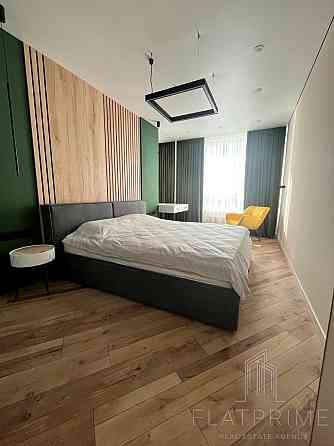 Продаж Квартира 3-кімнатна, 13/26 поверх на Дніпровська наб. вул., д. 15-К Киев