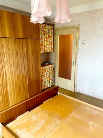 Продам 2-х к. кв. О.Мудрака (Наумова) 27 Київ